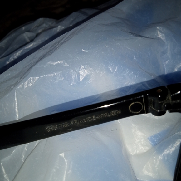 Ray-Ban Sunglasses - Picture 4 of 8